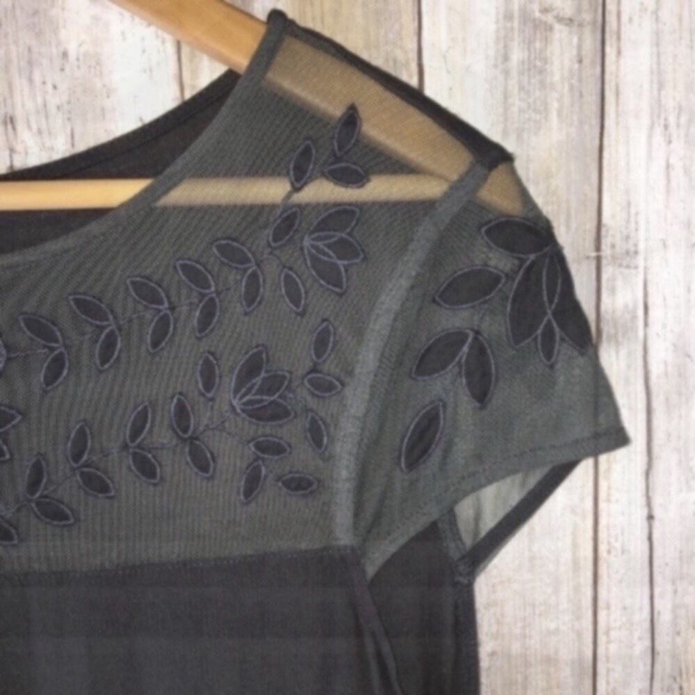 H&M Grey Sheer Top Blouse - Picture 2 of 3